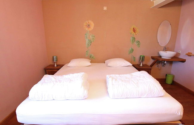 Former Farmhouse in Adorned Village - Foto 6