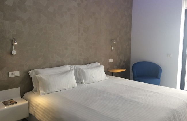 Feelathome Rivero Apartments - Photo 26