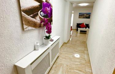 Boutique Apartment by the Sea - Photo 10