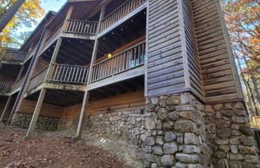 Bear Den on Lake Ouachita 2BR Condo at Mountain Harbor Resort - Foto 25