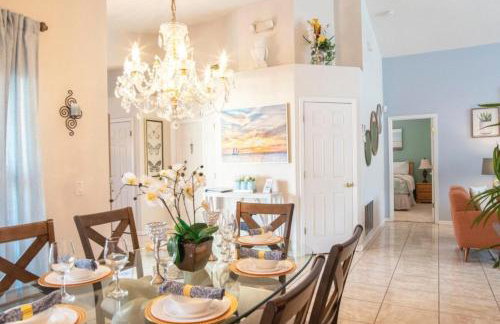 Super Mario Hideaway - Pool, Spa, Game Room Fun! - Foto 26