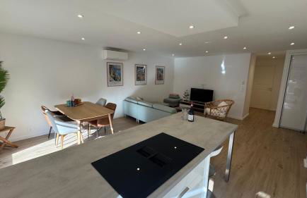 French Riviera Escape - Théoule Hyper Centre - 2 Terrasses - Parking - Photo 11