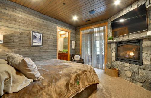 Luxurious Waterfront Retreat with Private Pond! - Foto 13