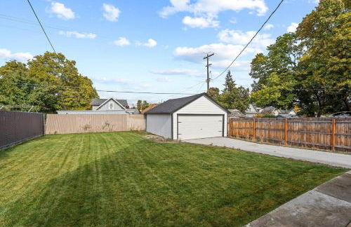 Big House Mins To DT Big Groups Well Stocked - Foto 50