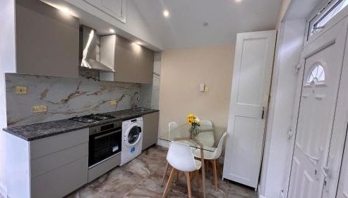 Modern Studio Luxe Heathrow London - Foto 5, stove