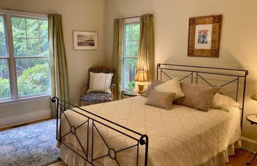 4 bedroom East Hampton home with large heated pool - Foto 28