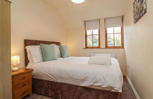 Stewart House - Photo 15