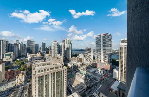 Vibrant Downtown Haven with Rooftop Pool & Parking - Foto 24