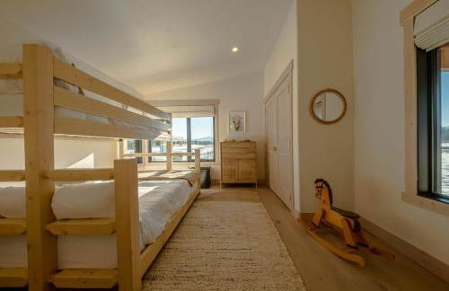 Wilderness Club Nest - Modern Cabin Retreat for 9 with Hot Tub - Foto 4