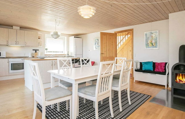 8 Person Holiday Home in Thyholm-by Traum - Foto 15