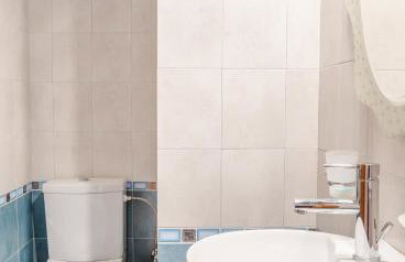 Villa Paris with Rooftop & Jacuzzi - Foto 27