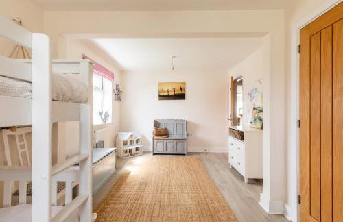 5 Bedroom Family Friendly Beach House - a skip to the water! - Foto 46