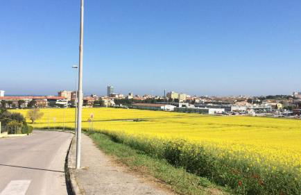 Villetta con giardino e parcheggio coperto - Foto 7