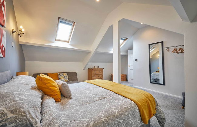 Host Stay Skyview - Photo 1