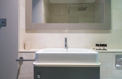 Duplex Apartment - Covent Garden - Sleeps 4 - Photo 19