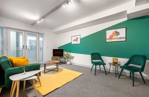 The Jockey Suite-Newmarket High Street-Two Double Bedroom Apartment - Foto 26