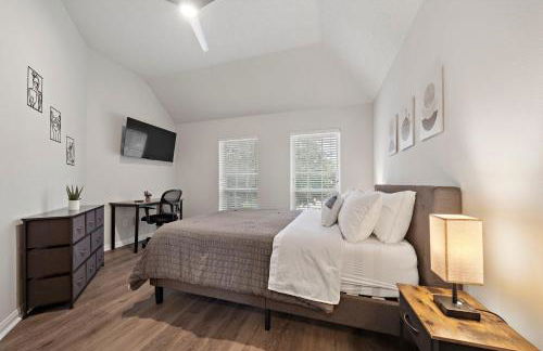 Houston Lake Retreat Pool Lake Front Spa - Foto 38