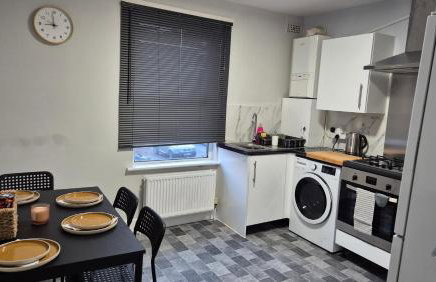 Modern Stylish Flat - Free Parking - Near London - Foto 7