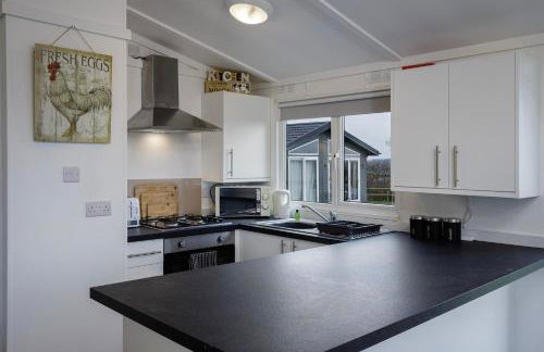 Tranquil Lodge with river views - Foto 9