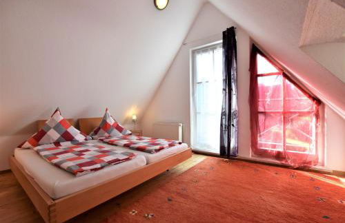 4 Room Holiday Apartment with Garden near Lake - Photo 5