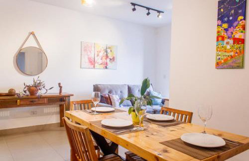 APARTAMENTO PRÓXIMO A PRAIA PISCINA E AREA GOURMET - Foto 45