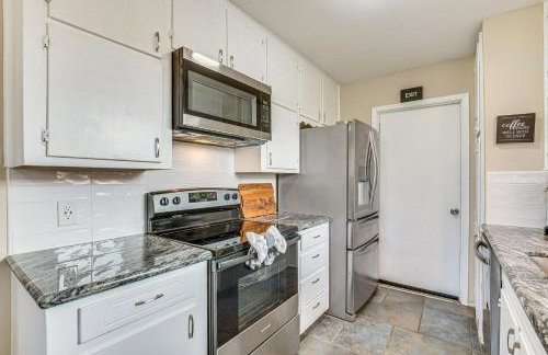 5 Mi to Fort Worth Stockyards Home with Yard! - Foto 10