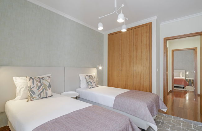 By the Sea, Reis Magos IV - Foto 7