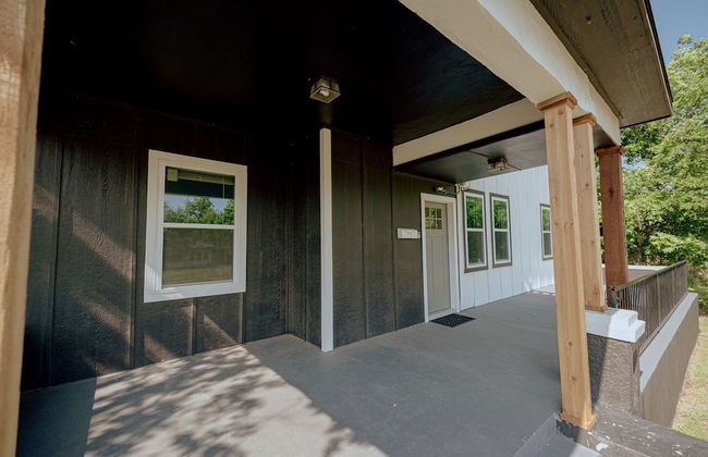 Cozy 6BR Home Near Plaza Dist -sleeps 15 - Photo 66