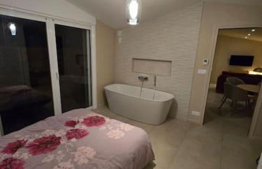 À L'ombre Du Pêcher - Foto 14