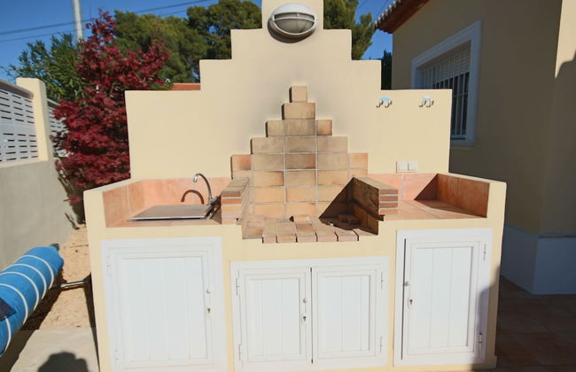 Sunny 3BR Villa w/ Endless Views & Heated Pool - Walk to Beach & Dining - Foto 31