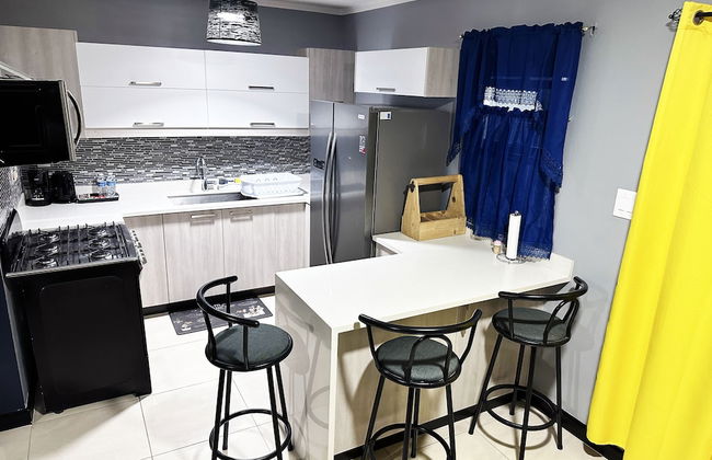 Cozy Crib 5mins from the airport - Foto 9