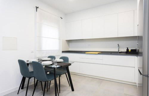 Home2Book Modern Apt Indoor Terrace, La Laguna - Foto 8