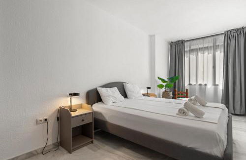 Comfy apt near the Beach by Costarentals - MAL02 - Photo 4