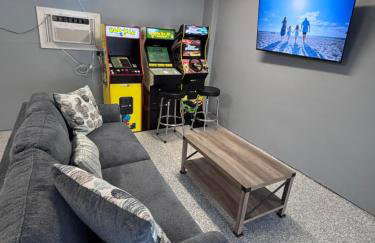 Oceanview - Heated Pool - Game Room - Steps to Beach - Sleeps 8 - Foto 2