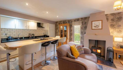 Abbey Holidays Loch Ness Luxury Self Catering 2 Bedroom Cottages - Foto 2