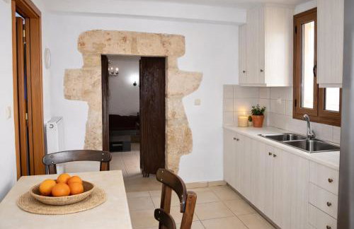 Madaro Traditional House - Foto 4