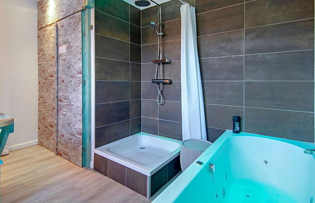 The Waltz of the Chickadees in Somme Leuze - Foto 18