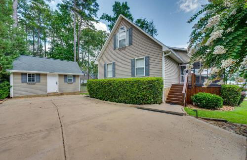 Luxe Lake Sinclair Living Private Dock and Beach! - Foto 37