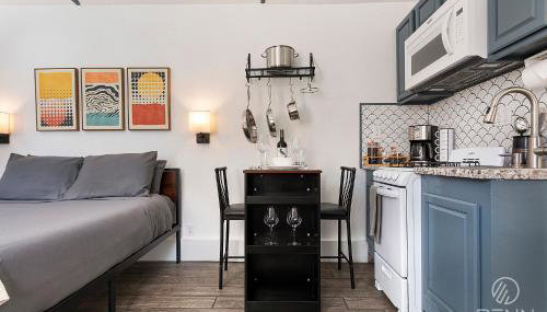 The Red Door Guesthouse - Cozy, Central and Quiet - Foto 3, stove