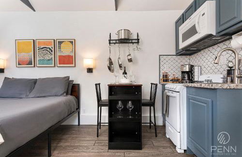 The Red Door Guesthouse - Cozy, Central and Quiet - Foto 3