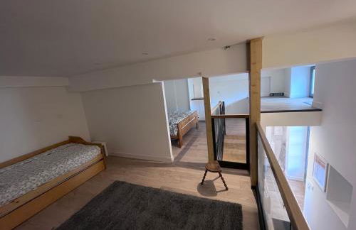 T3 calme et cosy, idéalement situé près du château et de la gare, dans un cadre paisible - Foto 13