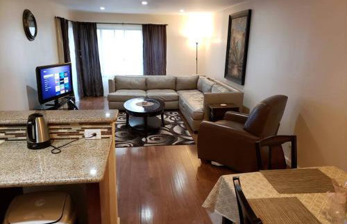 Beautiful Spacious 2 Bedroom, 2 Bathroom Condo - Foto 5