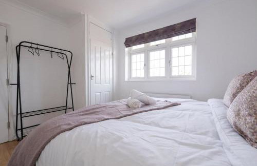 The Romford Oasis - Spacious 4 bedroom escape - Foto 34