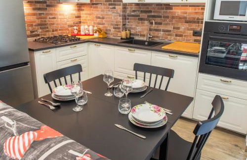 Accogliente Appartamento a pochi passi dalla Metro, San Siro e con Aria Condizionata - Foto 11