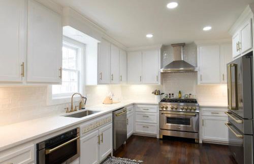 Borum House - 3 Bed, 2 & Half Bath, Full Kitchen, Heart of Downtown Natchez - Foto 6