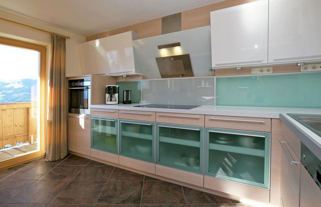 Gorgeous Chalet with Hot Tub in Tyrol - Foto 14