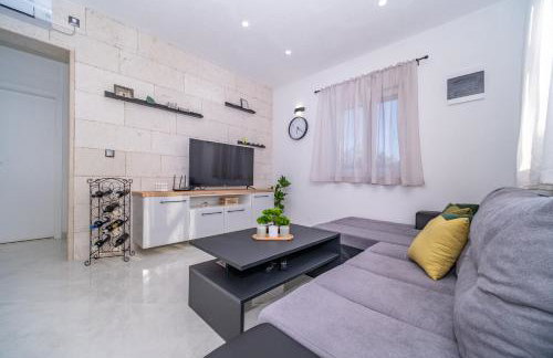 Secluded vacation house Bračuta with swimming pool - Foto 43