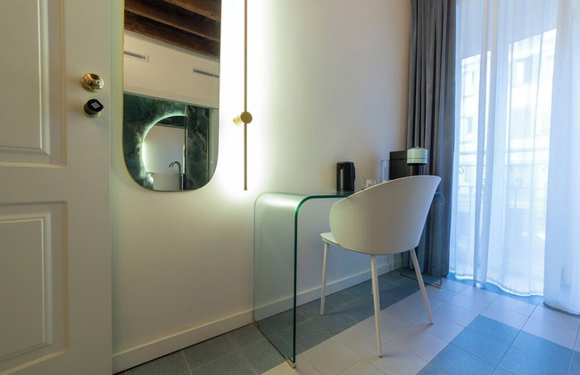 YOUnique Boutique Rooms - Photo 10
