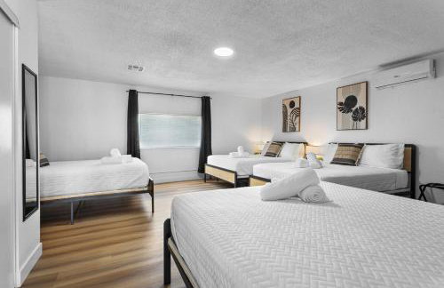 North Vegas Family Oasis 4BR, Pool, BBQ, Games - Foto 19