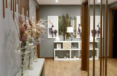 Luxury 2BR Spacious & Stylish with Patio near Metro - Foto 24